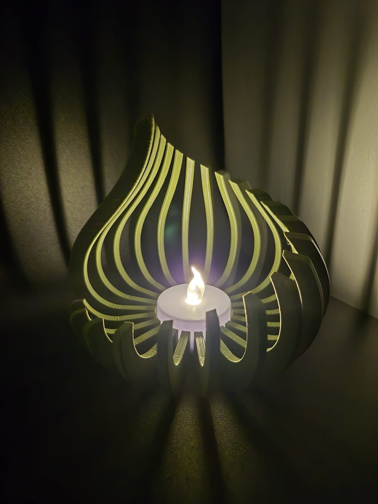 3d printed flame tea light holder, curved holder, housewarming gift